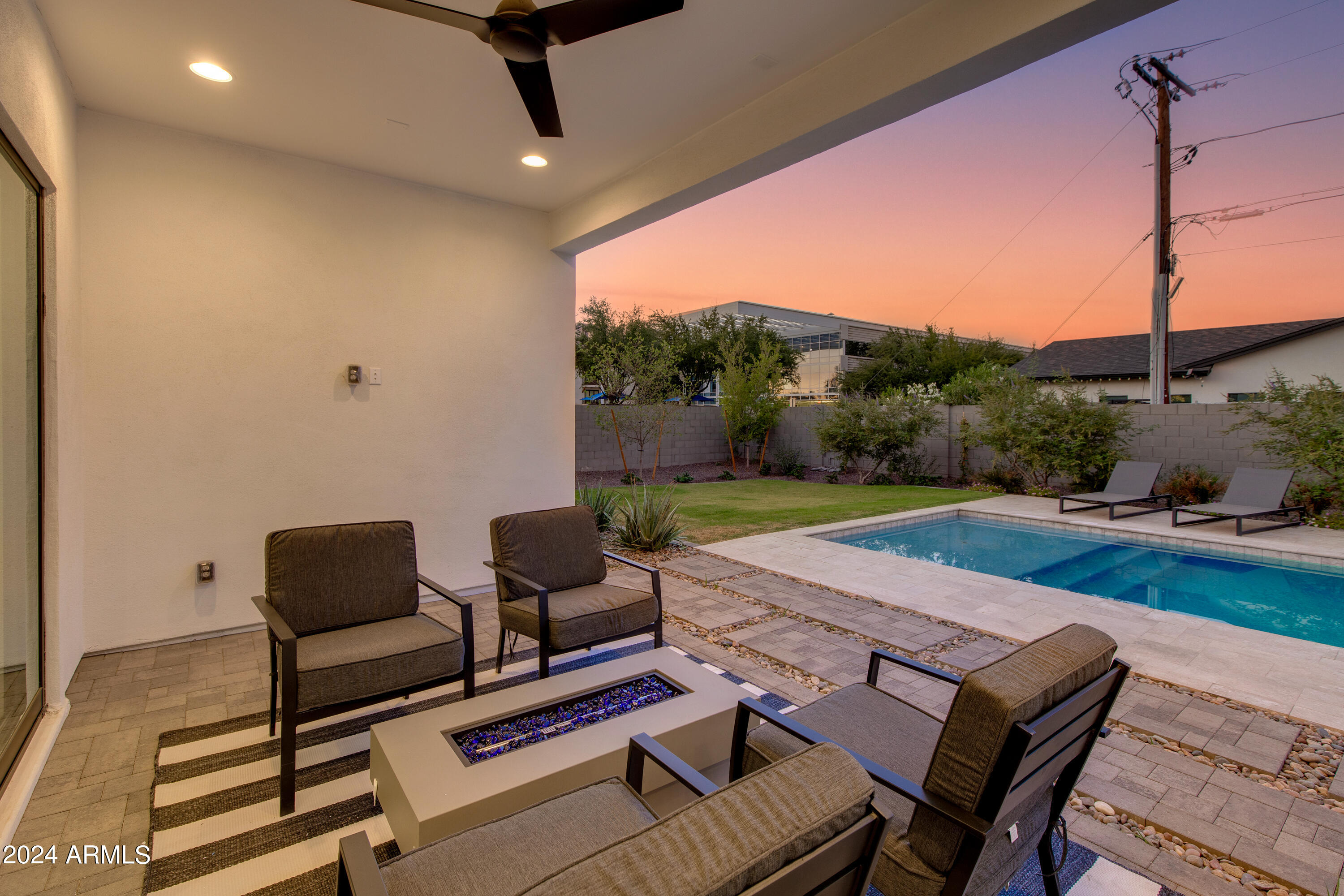 2802 East Pierson Street Phoenix, AZ 85016 - Photo 23 of 25 13-Pierson twilight