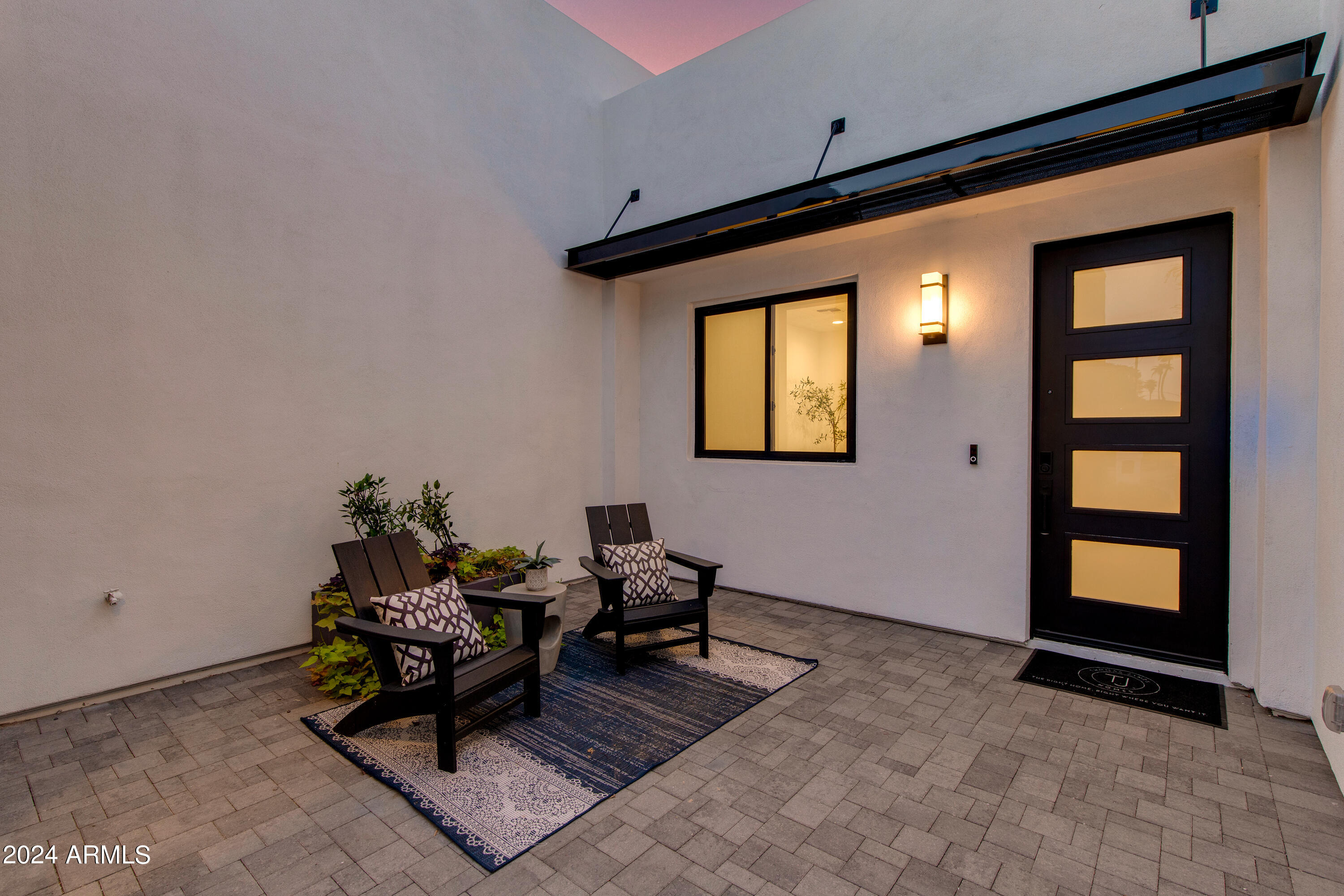 2802 East Pierson Street Phoenix, AZ 85016 - Photo 3 of 25 11-Pierson twilight