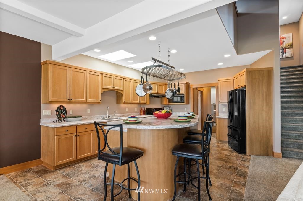12379 Banner Road Southeast Olalla, WA 98359 - Photo 12 of 25 Gallery Image 12