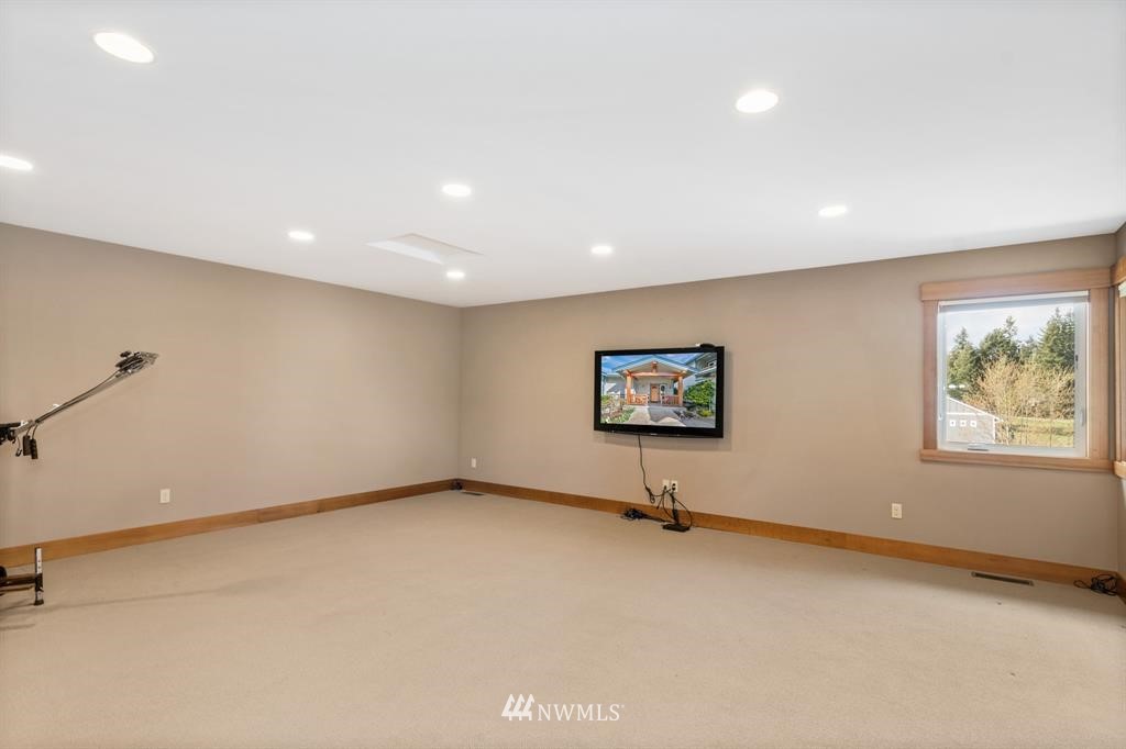 12379 Banner Road Southeast Olalla, WA 98359 - Photo 20 of 25 Gallery Image 20