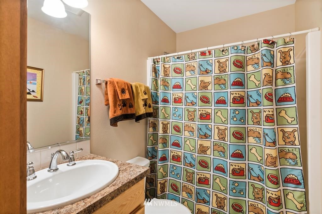 12379 Banner Road Southeast Olalla, WA 98359 - Photo 23 of 25 Gallery Image 23