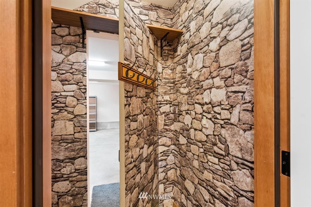 12379 Banner Road Southeast Olalla, WA 98359 - Photo 24 of 25 Gallery Image 24