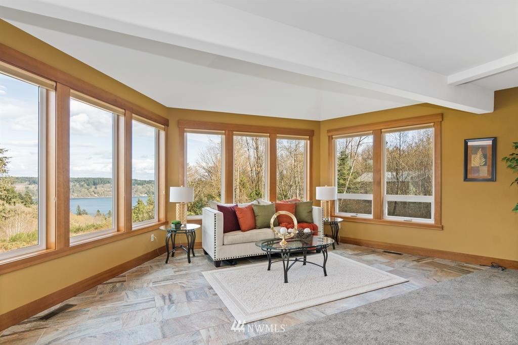 12379 Banner Road Southeast Olalla, WA 98359 - Photo 9 of 25 Gallery Image 9
