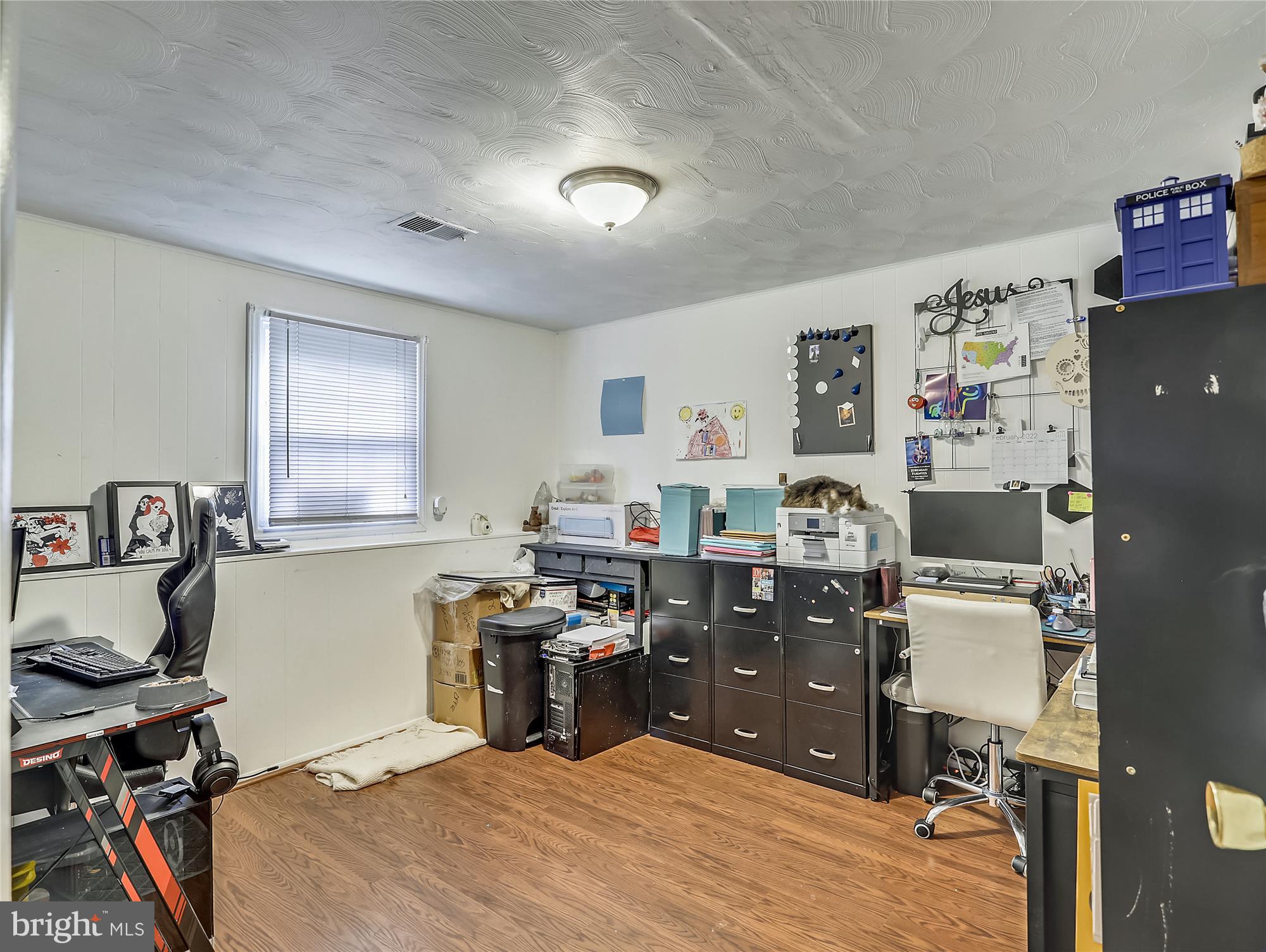 7838 East Shore Road Pasadena, MD 21122 - Photo 24 of 31 Downstairs office, could be a bedroom