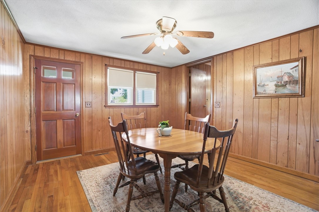14 Stone Avenue Warwick, RI 02889 - Photo 6 of 30