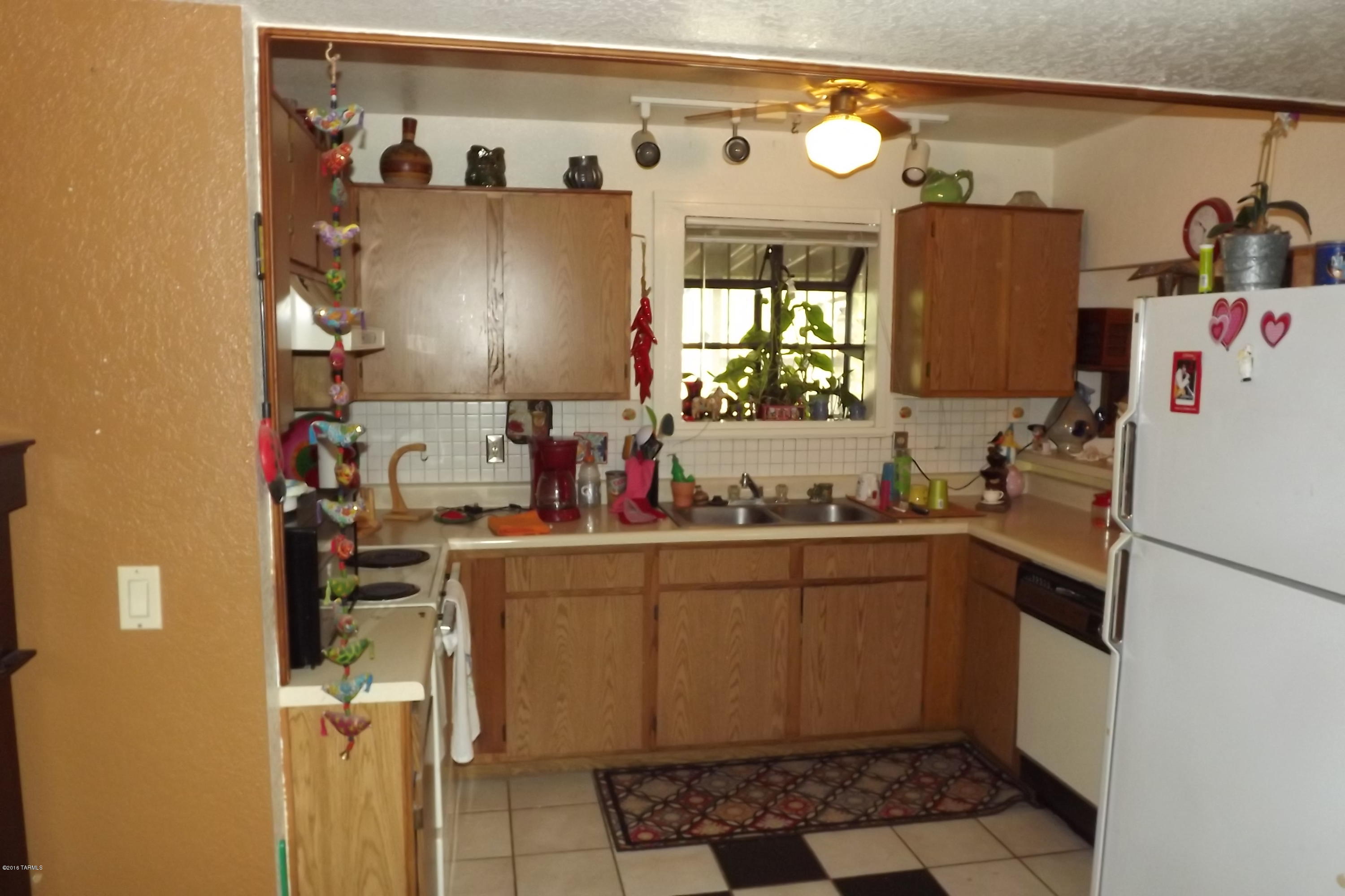 3371 South Mission Road Tucson, AZ 85713 - Photo 6 of 14