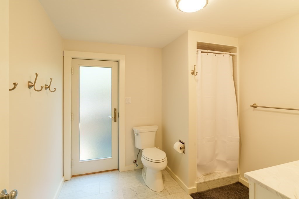 46 Crow Hollow Road West Tisbury, MA 02568 - Photo 19 of 28 Gallery Image 19