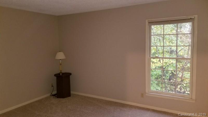 4 Foothills Road Asheville, NC 28804 - Photo 13 of 21 Gallery Image 13