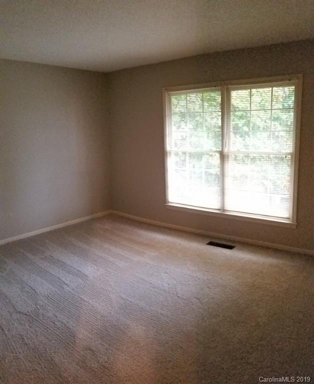 4 Foothills Road Asheville, NC 28804 - Photo 18 of 21 Gallery Image 18