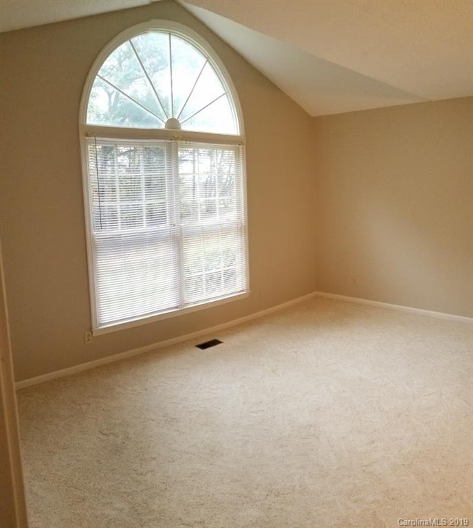 4 Foothills Road Asheville, NC 28804 - Photo 8 of 21 Gallery Image 8