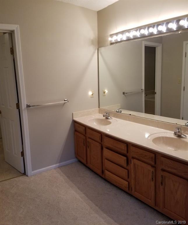4 Foothills Road Asheville, NC 28804 - Photo 10 of 21 Gallery Image 10