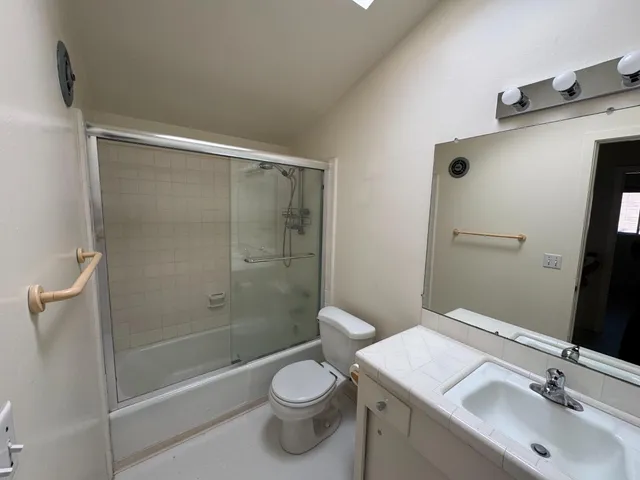 $3,725 | 730 Cambridge Avenue, Menlo Park, CA 94025