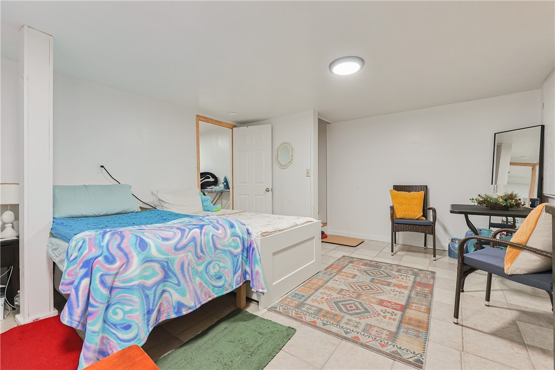 88 Barton Street Pawtucket, RI 02860 - Photo 10 of 49