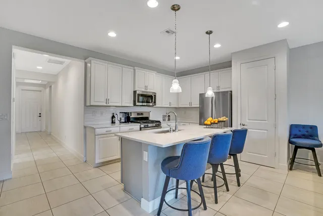 $3,500 | 19750 Split Rail Run, Loxahatchee, FL 33470