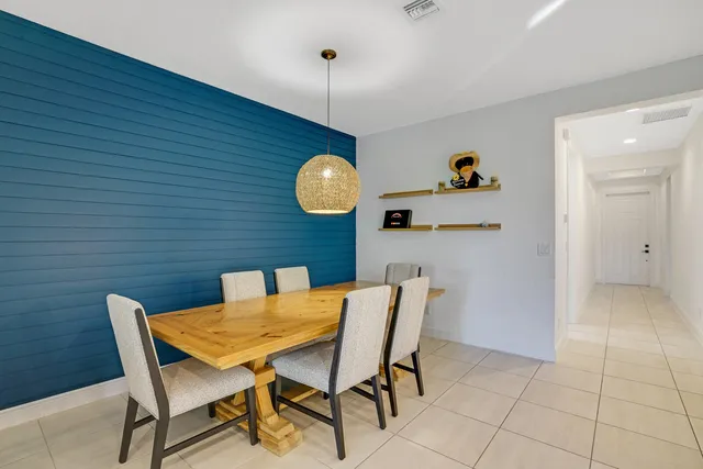 $3,500 | 19750 Split Rail Run, Loxahatchee, FL 33470