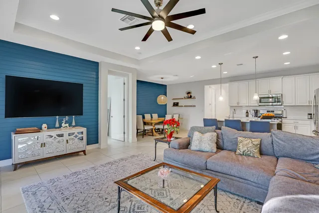 $3,500 | 19750 Split Rail Run, Loxahatchee, FL 33470