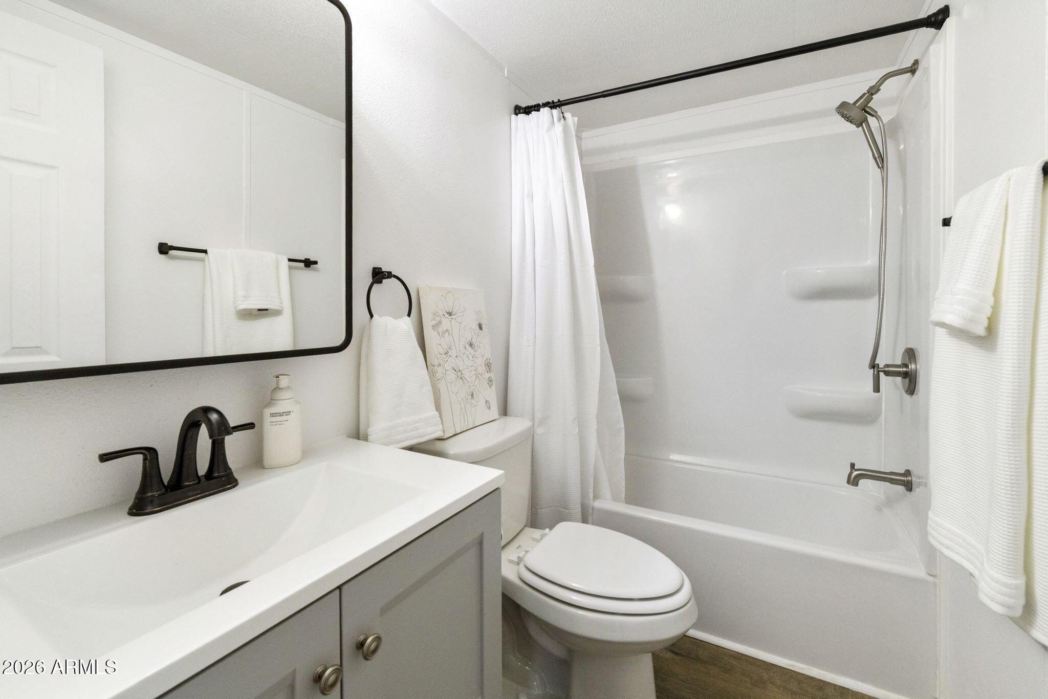 555 West Warner Road, Unit 35 Chandler, AZ 85225 - Photo 21 of 33 GUEST BATHROOM