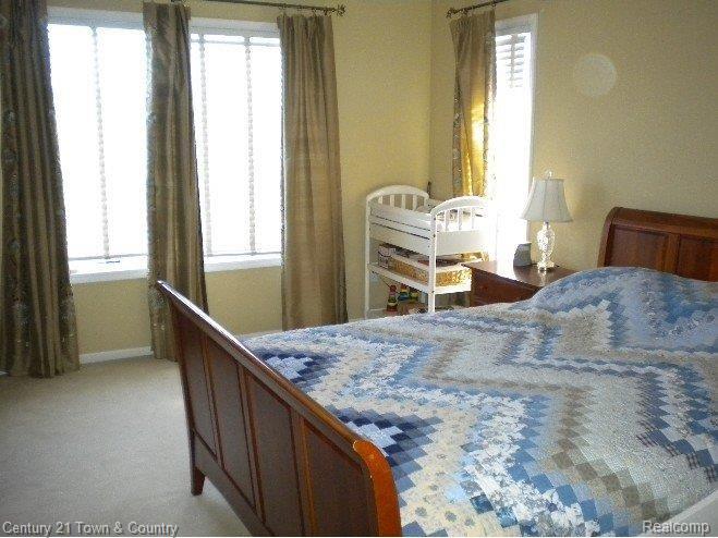 1066 Pointe Pl Court Rochester, MI 48307 - Photo 16 of 25 Master Bedroom 2