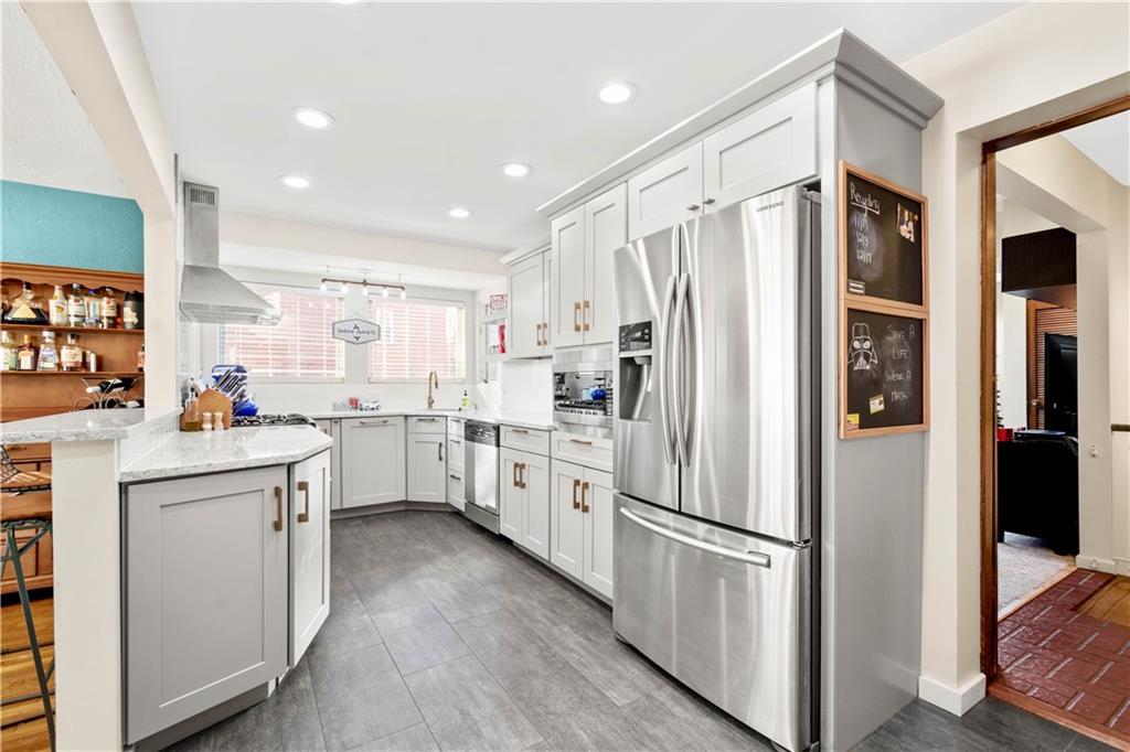 410 Edgewood Road Pittsburgh, PA 15221 - Photo 11 of 25 Gallery Image 11