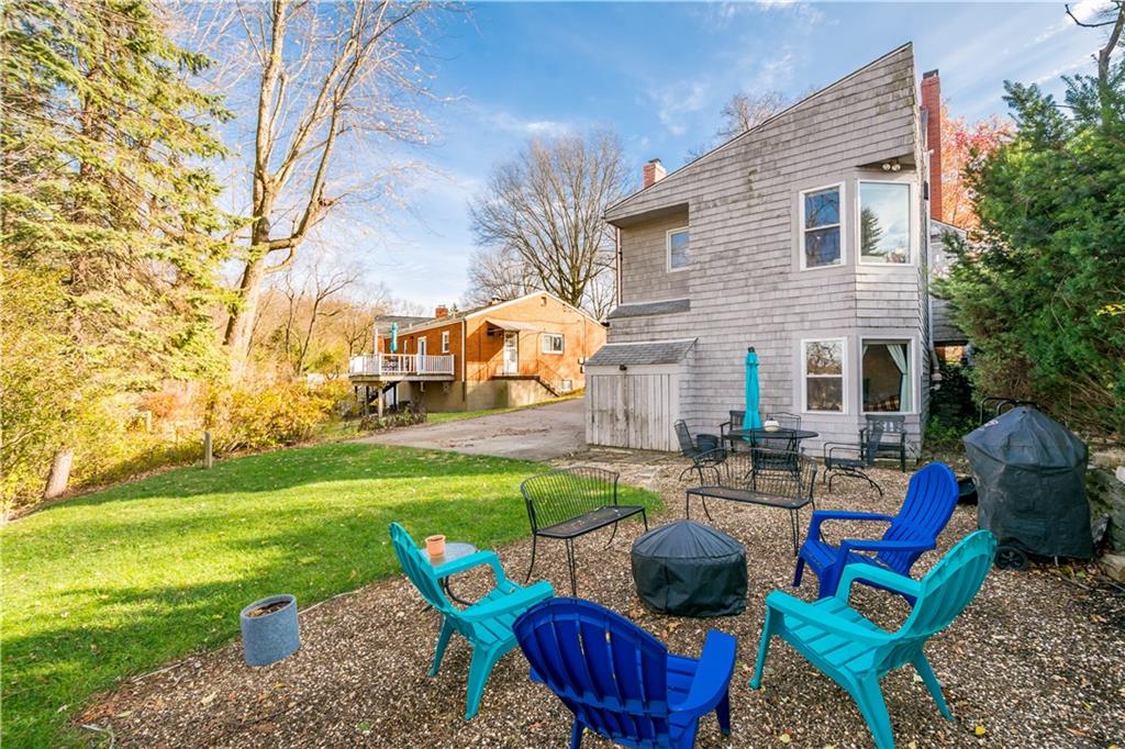 410 Edgewood Road Pittsburgh, PA 15221 - Photo 3 of 25 Gallery Image 3