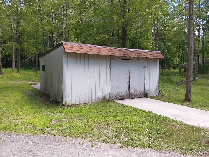 1050 North Hockaday Road Gladwin, MI 48624 - Photo 34 of 35