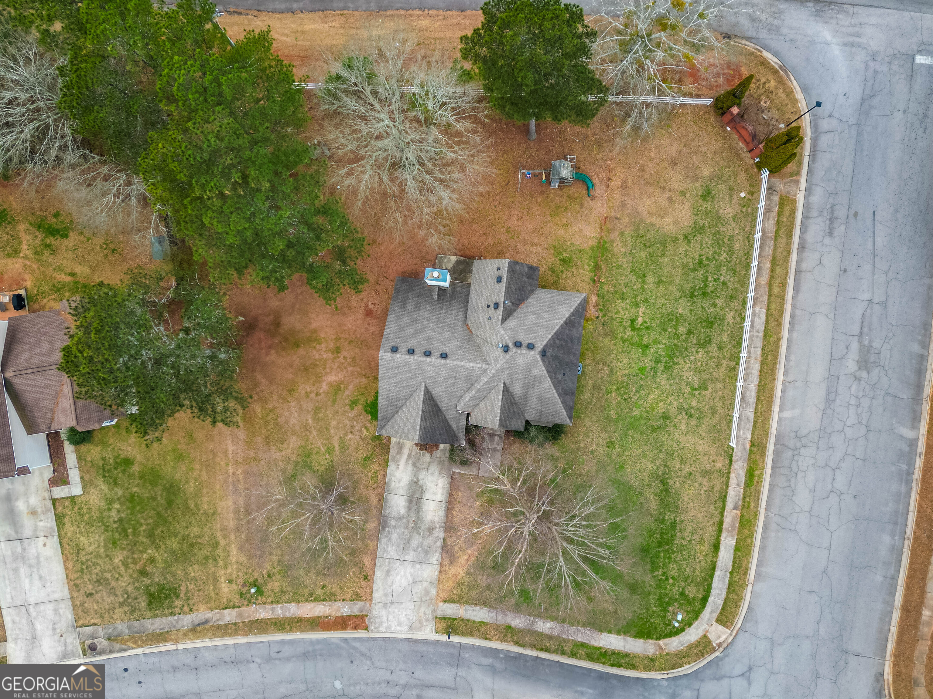 679 Michael Circle Monroe, GA 30655 - Photo 4 of 38
