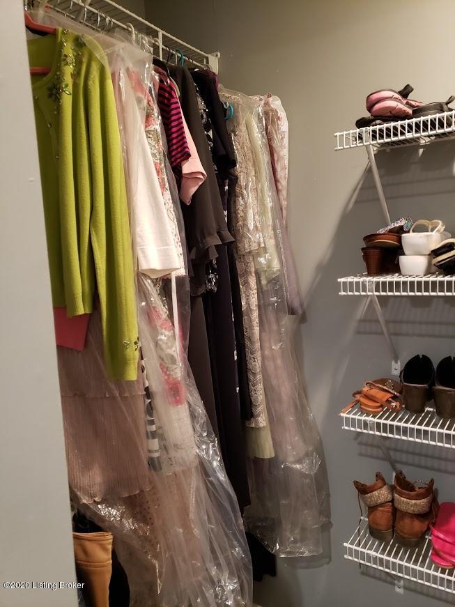2800 Timber Hill Road Louisville, KY 40214 - Photo 37 of 83 Walk-In Closet