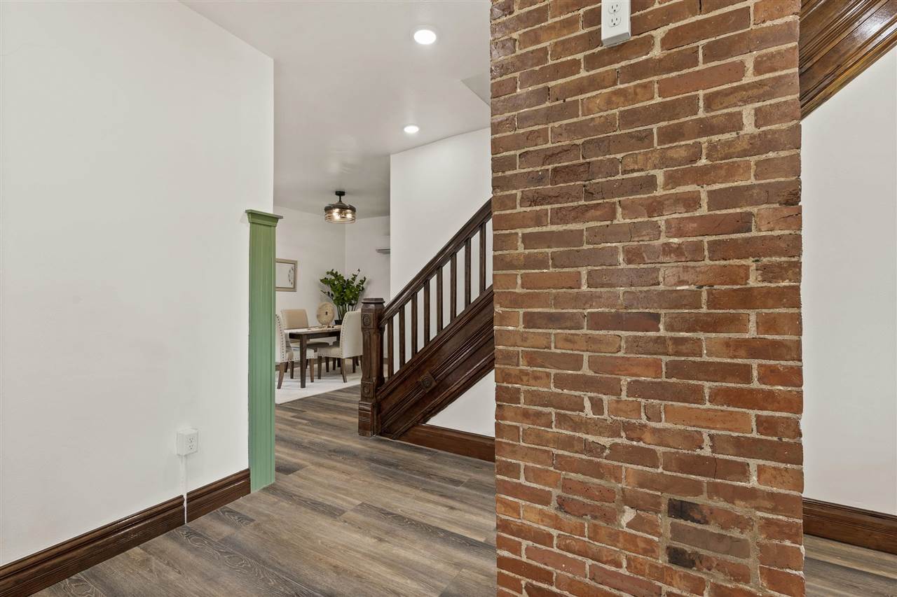 191 West First Street Riverside, IA 52327 - Photo 13 of 54 Gallery Image 13