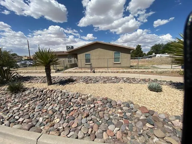 $1,250 | 300 New Haven Drive, Unit B, El Paso, TX 79907