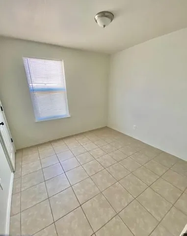$1,250 | 300 New Haven Drive, Unit B, El Paso, TX 79907