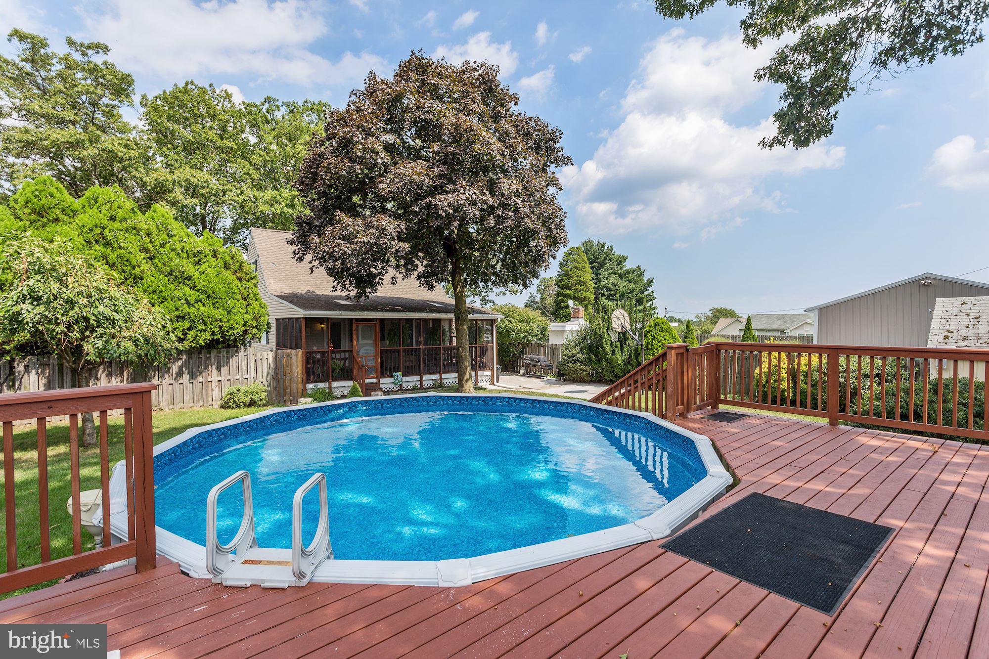 2901 Northwind Road Baltimore, MD 21234 - Photo 17 of 19 Pool