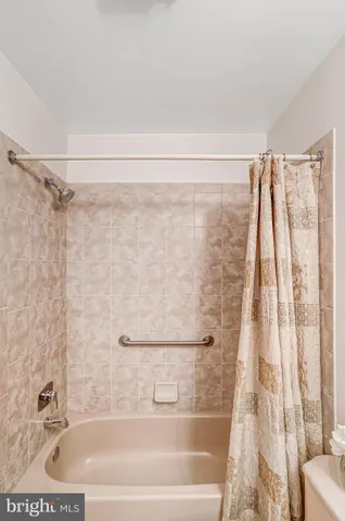 $895,000 | 9019 Octavia Court, Springfield, VA 22153