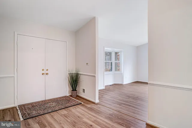 $895,000 | 9019 Octavia Court, Springfield, VA 22153