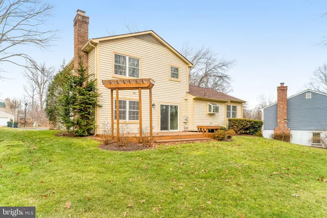 $895,000 | 9019 Octavia Court, Springfield, VA 22153