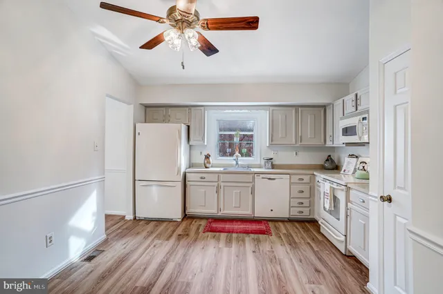 $895,000 | 9019 Octavia Court, Springfield, VA 22153