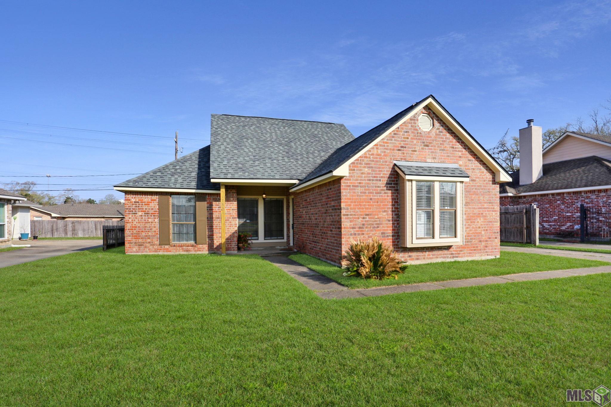17531 Brookfield Avenue Baton Rouge, LA 70817 - Photo 1 of 16 Gallery Image 1