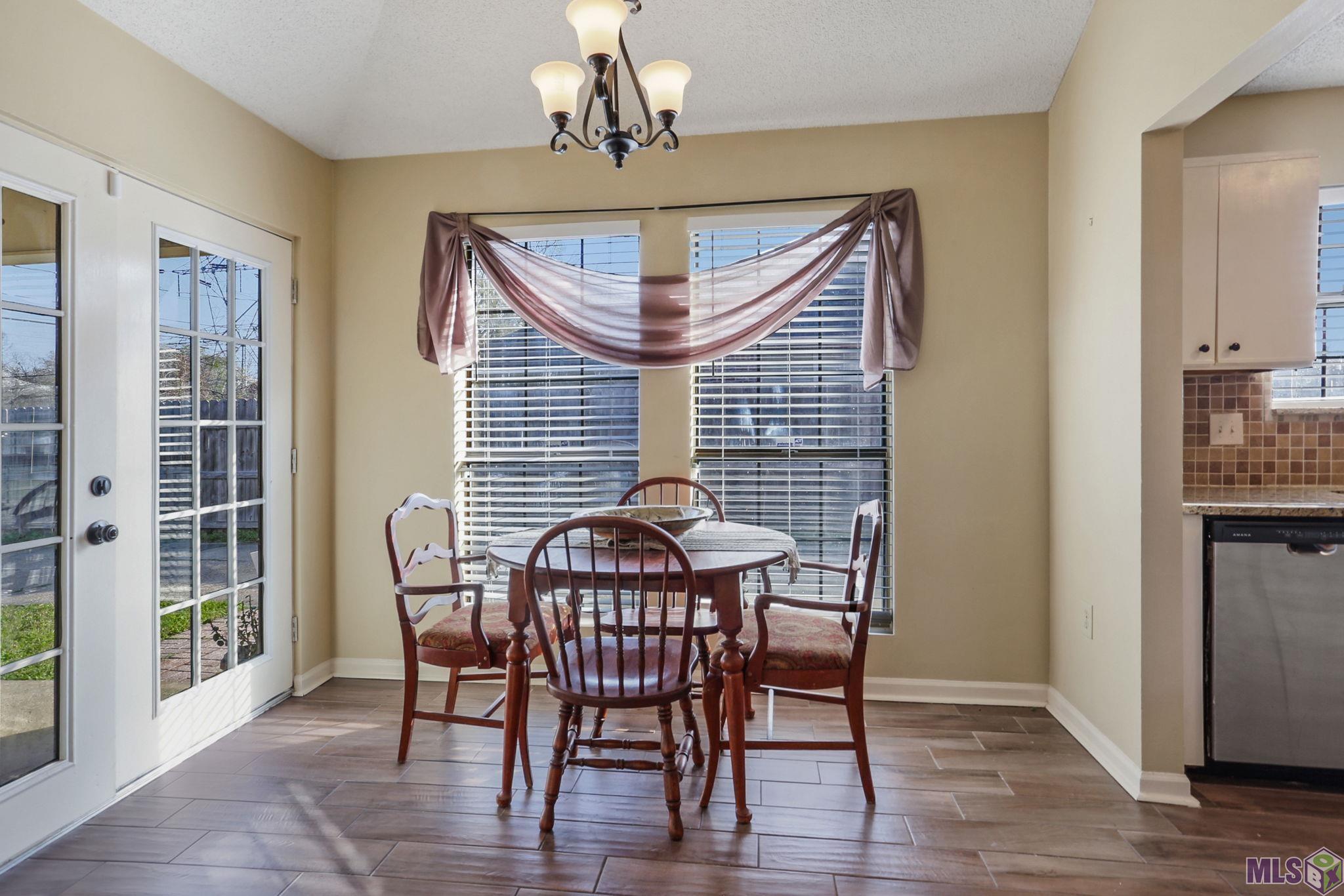 17531 Brookfield Avenue Baton Rouge, LA 70817 - Photo 6 of 16 Gallery Image 6