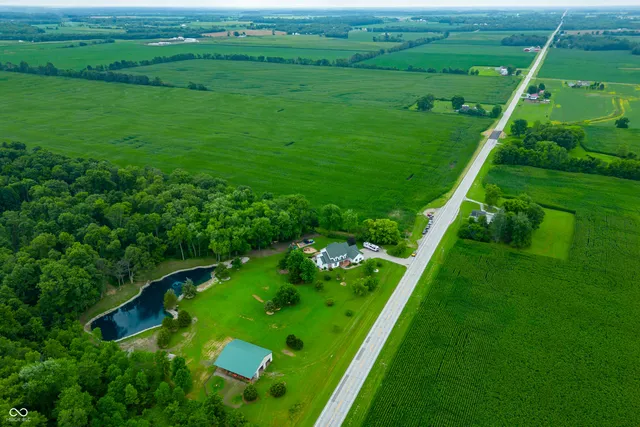 $849,900 | 15411 Highway 9, Hope, IN 47246