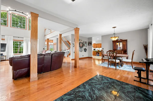 $849,900 | 15411 Highway 9, Hope, IN 47246