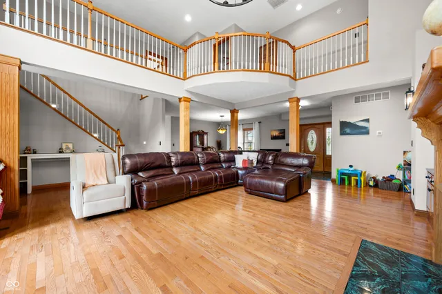 $849,900 | 15411 Highway 9, Hope, IN 47246