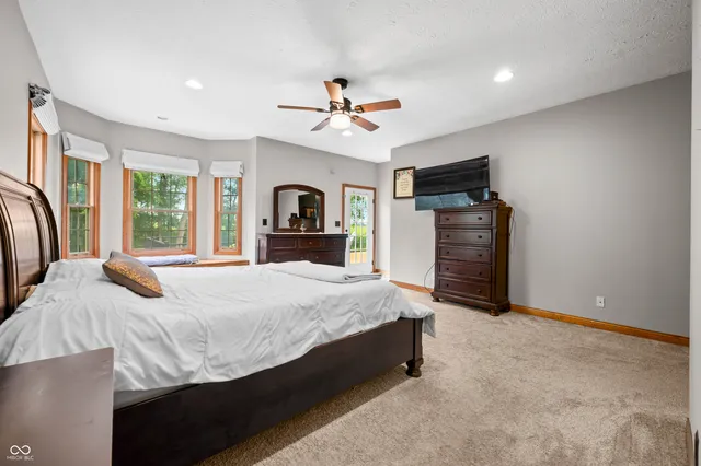 $849,900 | 15411 Highway 9, Hope, IN 47246