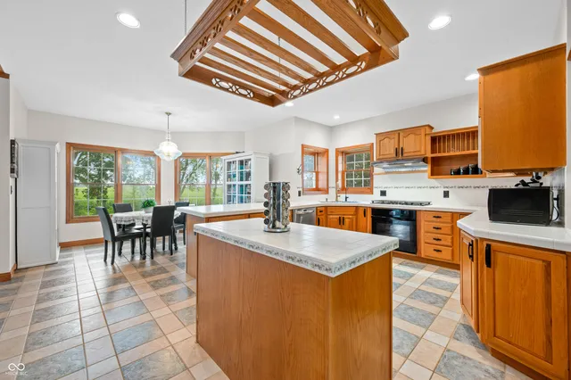 $849,900 | 15411 Highway 9, Hope, IN 47246