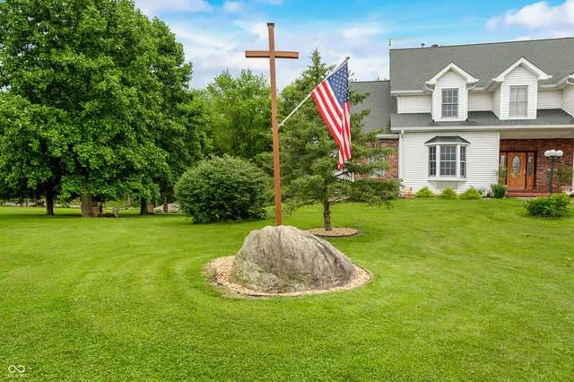 $849,900 | 15411 Highway 9, Hope, IN 47246