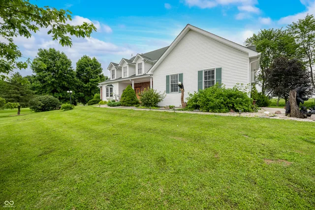 $849,900 | 15411 Highway 9, Hope, IN 47246