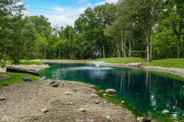 $849,900 | 15411 Highway 9, Hope, IN 47246