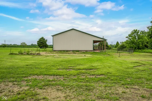 $849,900 | 15411 Highway 9, Hope, IN 47246