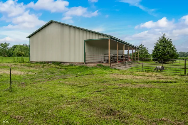 $849,900 | 15411 Highway 9, Hope, IN 47246
