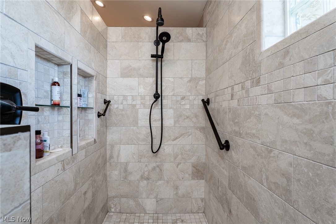 116 Spell Road Kent, OH 44240 - Photo 13 of 32