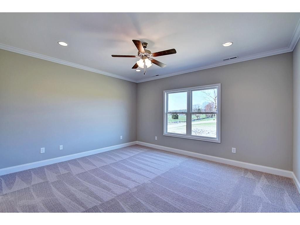 308 Saddle Ridge Court Greeneville, TN 37745 - Photo 13 of 31 Photo similar