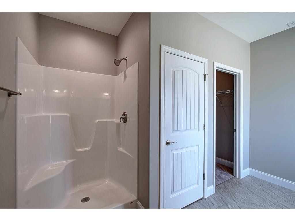308 Saddle Ridge Court Greeneville, TN 37745 - Photo 17 of 31 Photo similar